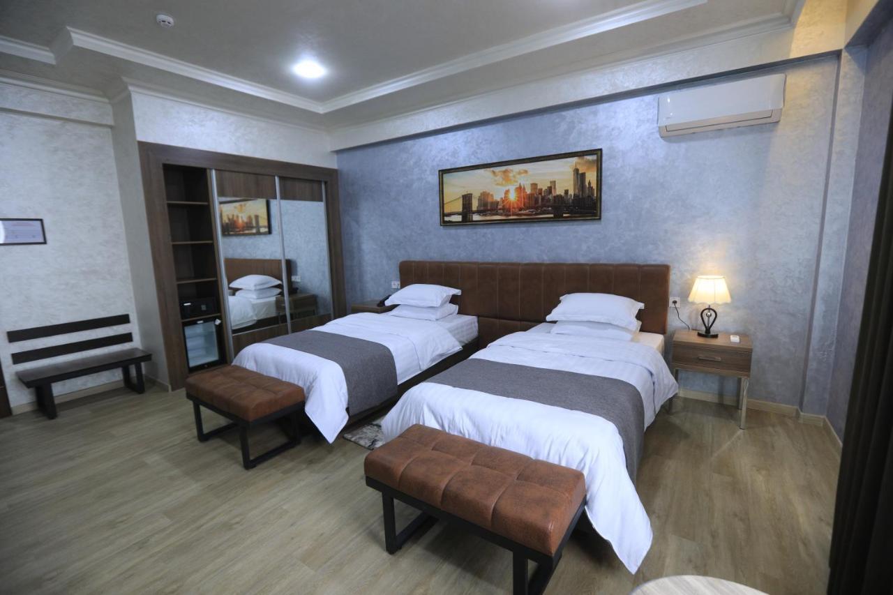Chlnor Hotel Andijan Exterior foto