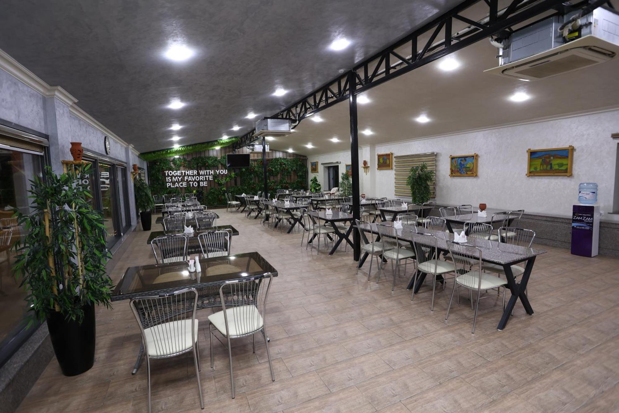 Chlnor Hotel Andijan Exterior foto