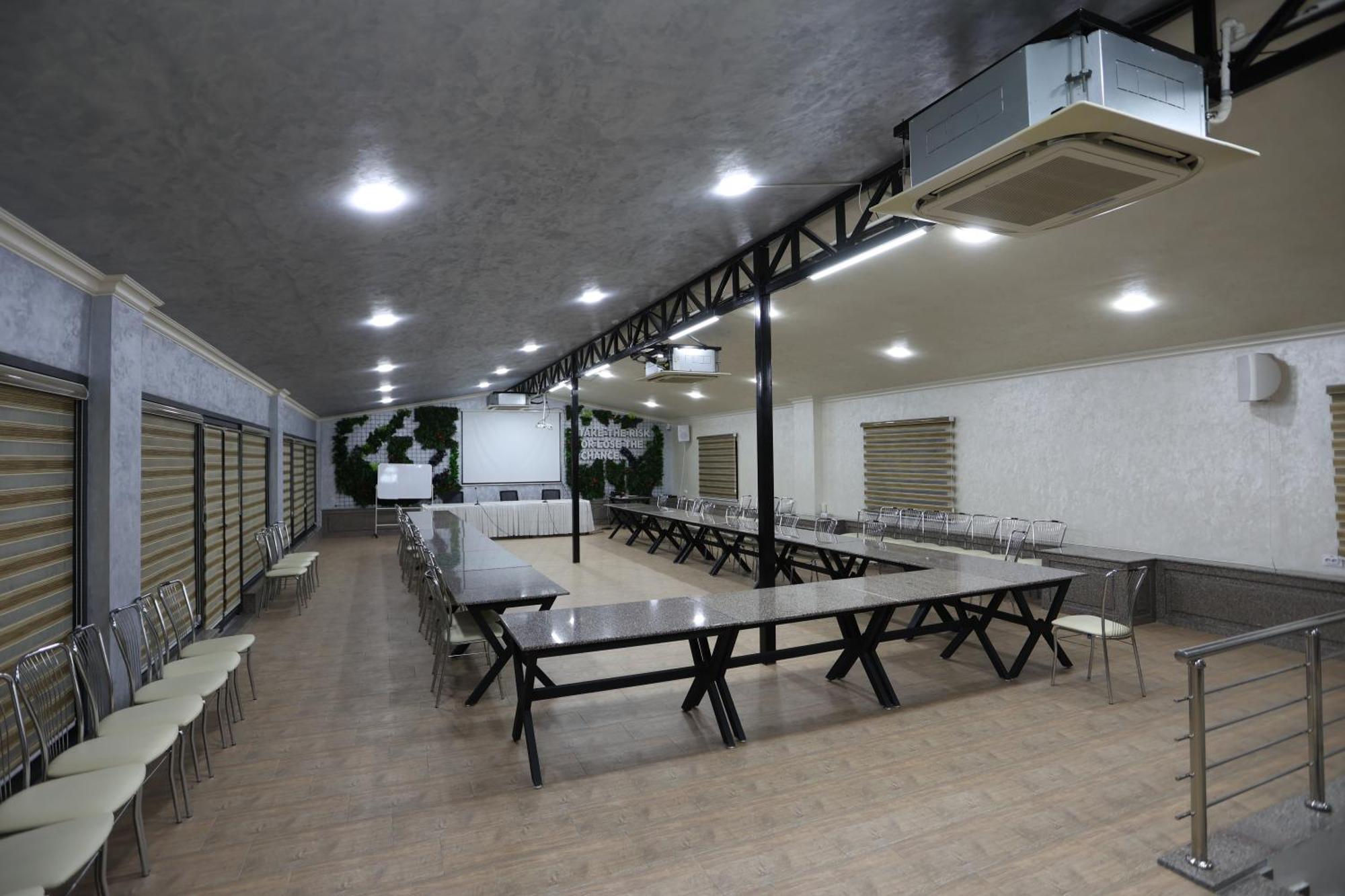 Chlnor Hotel Andijan Exterior foto